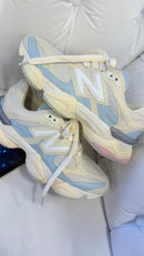 New Balance 9060 off white Azul