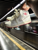 Jordan Prime Off white/vermelho