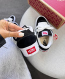 Vans BRANCO E PRETO