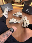 Nike Air Jordan 4 Retro MARROM E PRETO