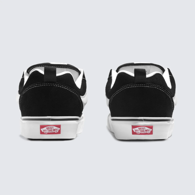 Vans BRANCO E PRETO